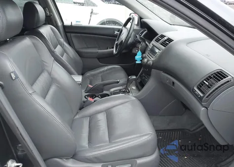 2006 Honda Accord 3.0 Ex z USA, uszkodzony, nr VIN 1HGCM66576A016482